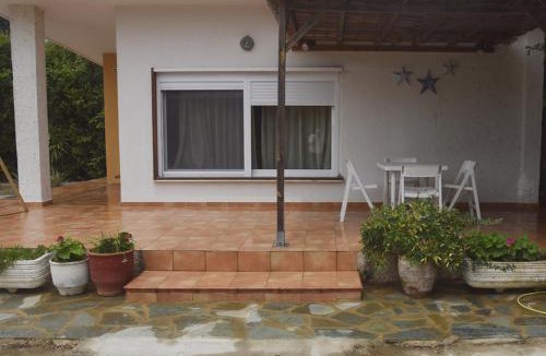 Marathon House | Τhe banana tree beach house