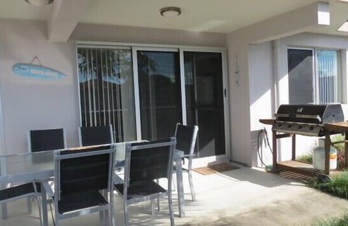 Ballina Apartment | The Beach House- quiet, private and close to all you need for a relaxing holiday