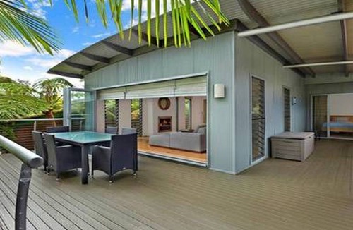 Bateau Bay House | THE BEACH HOUSE SPA RETREAT