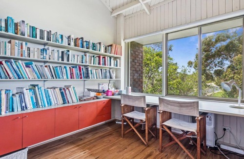 Hawks Nest House | The Beach House - Winda Woppa