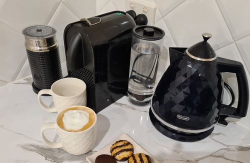Tallwoods Village House | The Beautifully appointed get together home away from home