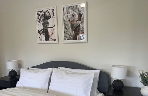 Robertson House | The Best of Both Worlds