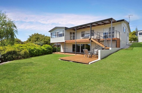 Scamander Apartment | The BEST Scamander Beach House!