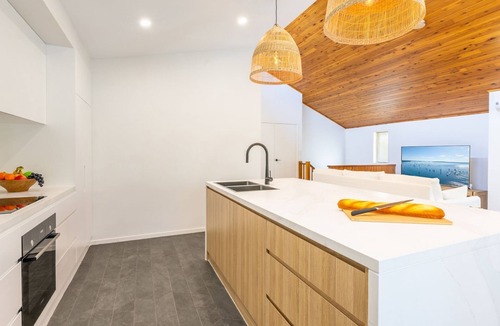 Anna Bay House | The Birubi Beach House 11 Campbell Ave Close to the beach pet friendly holiday home