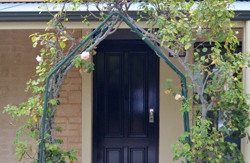Penwortham Apartment | The Blush 2 - Style in the vines