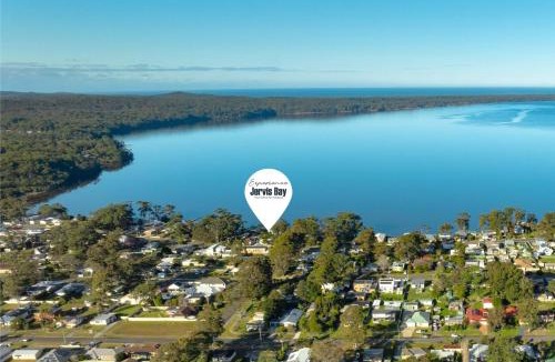 Erowal Bay House | The Boathouse on Naval by Experience Jervis Bay
