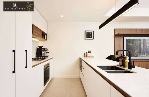 Petersham Apartment | The Brass Banana Summ