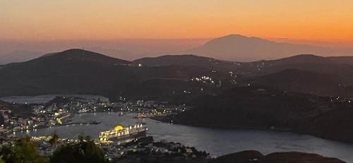 Chora Villa | The Cave of Heart