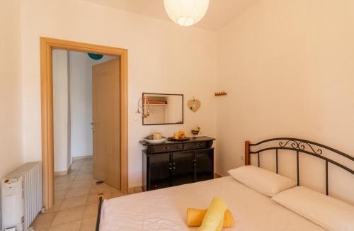 Metamorfosi House | The Chain Well Maisonette