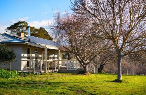 Werona House | The Cottage at Lake Werona