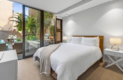Mosman Apartment | 'the Courtyard Retreat' Designer Abode, Mosman