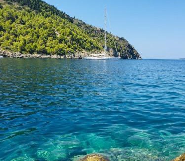 Frourion Villa | The Cove Assos