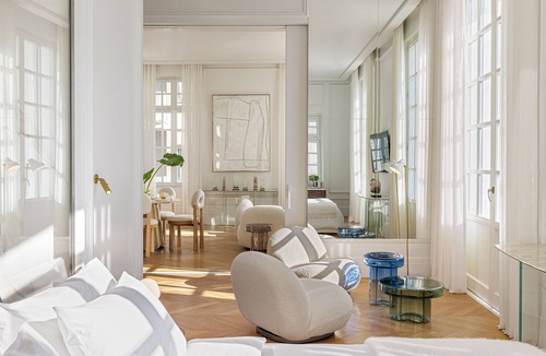 Plaka Hotel | THE DOLLI at Acropolis, A Hotel to Live