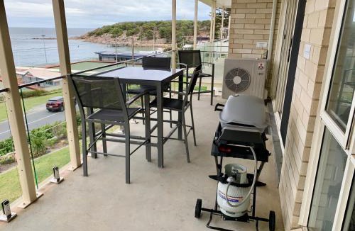Port Elliot Apartment | 'The Dolphins 7' - 'A View To Remember'