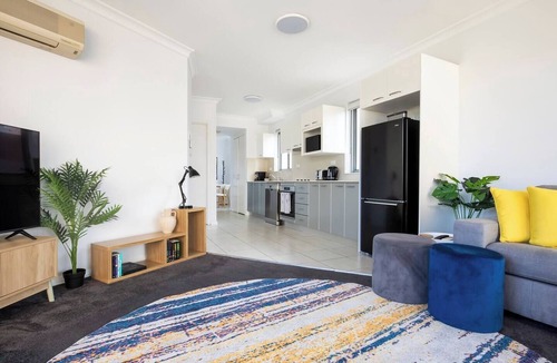 Kings Cross Apartment | The Earl Potts Point Paradise with Sydney Views