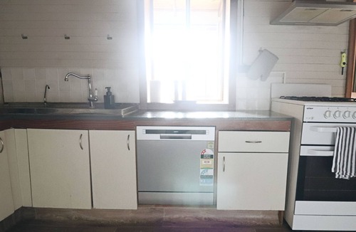 Bathurst Cottage | The Early Settler 200 metres from CBD