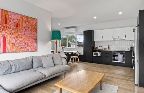 The Entrance House | The Entrance - Pet Friendly Retreat