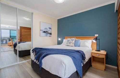 The Entrance Apartment | The Entrance Vista - Waterfront Stay with Pool and Spa
