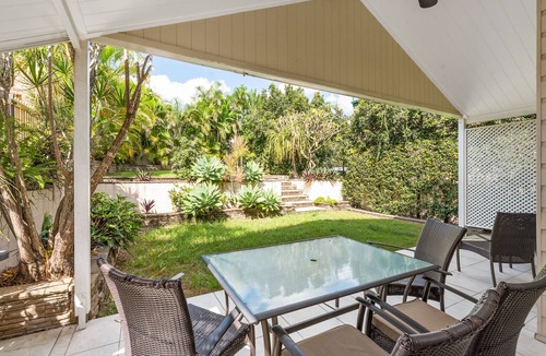Wooloowin House | The Family Getaway ~ 3 Bed/2 Bath/1Car ~ Wooloowin