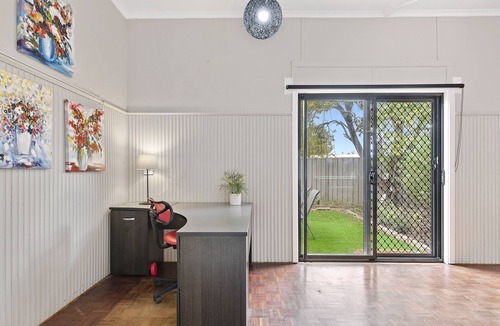 Strathmerton House | The Gazebo Place - Spacious 4 Bedroom near Murray River