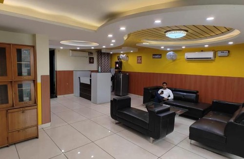 Sector 70 Hotel | The Grand Suite-70