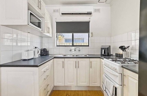 Grange Apartment | The Grange Coastal Charm near Henley Beach