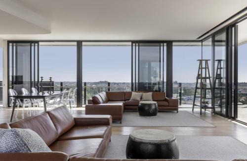 Spring Hill Hotel | The Johnson Brisbane - Art Series