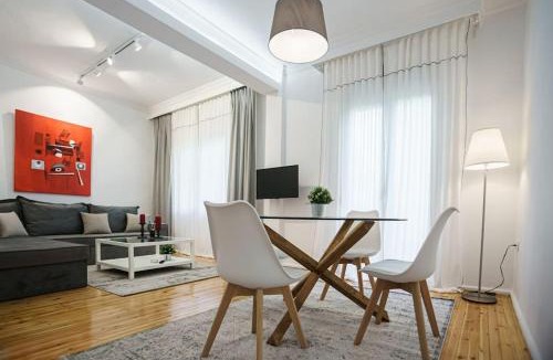 Kastoria Apartment | The Keys