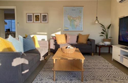 Primrose Sands House | The Lazy Fig - Ocean Views, Orchard & Pizza Oven