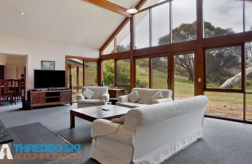 Crackenback Ski Chalet | The Little Nap
