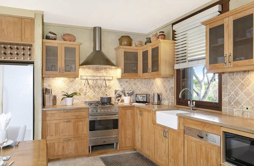 Robertson House | The Lodge at Linden Hall - access to swimming pool
