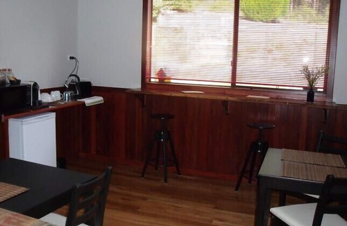 Pemberton Bed & Breakfast | The Log Cabin - Red Robin