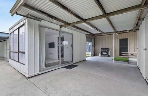 Akaroa House | The Lucky Shack - Pet Friendly
