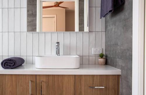 Echuca House | The McKinlay Station View