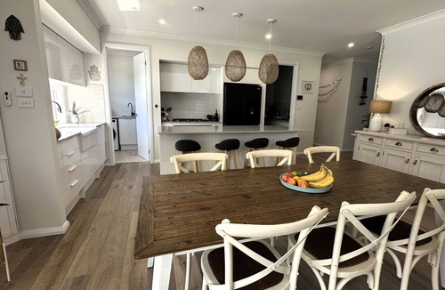 Kiama House | The Mermaid's Retreat - Pool in Kiama!