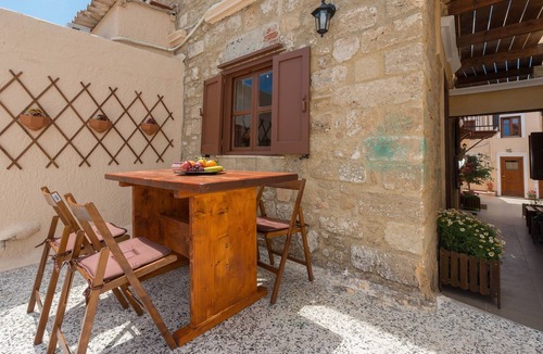 Rhodes Old Town House | The Neighborhood- Maisonette 6