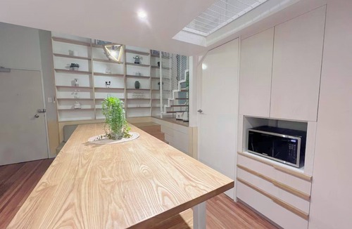 Brisbane Central Business District Apartment | The New Yorker Loft | Brisbane CBD | Sleeps 5