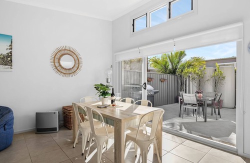 Huskisson House | The Oasis of Calm by Experience Jervis Bay