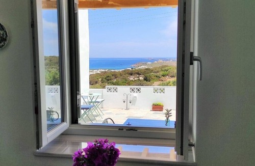 Naousa House | The old barn, Naousa Paros