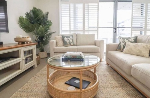 Caves Beach Apartment | The Palms Apartment at Caves Beach