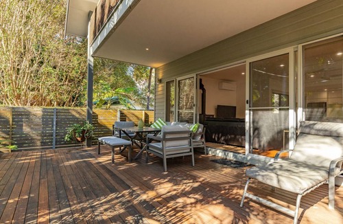 Elizabeth Beach House | The Palms- situated across the road from the Booti Booti National Park and Elizabeth Beach