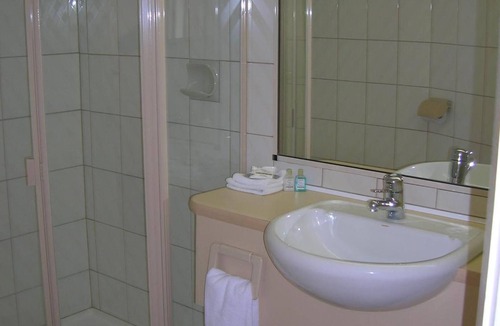 Tyabb Hotel | The Peninsula Motor Inn