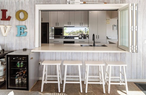 Mount Eliza House | The Perfect Entertainer