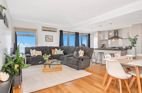 West Beach House | The Plovers Nest - Seaside Horizons in West Beach
