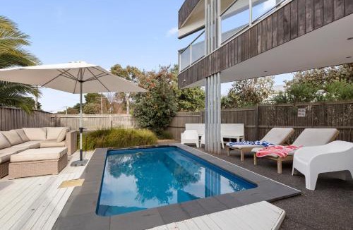 St Leonards House | The Point - Luxury Beachside Entertainer With Heated Pool