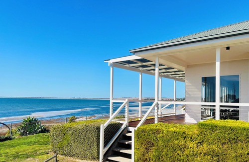 Para Wurlie House | The Point Turton Beach House
