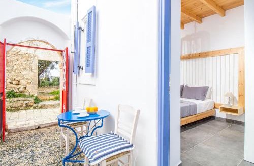 Kallithea House | The red door in Koskinou