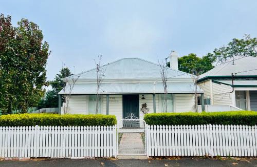 Dubbo Villa | The Repose