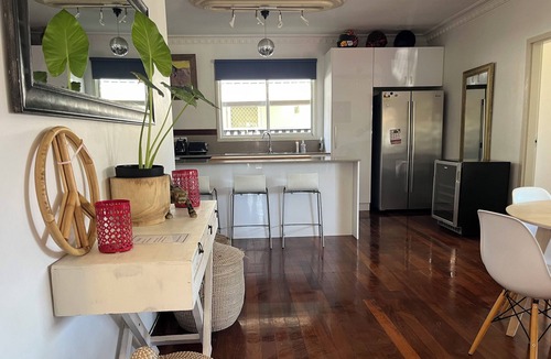 South Fremantle House | The Shack at South Beach