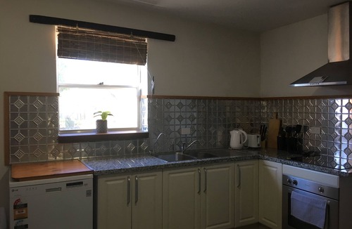 Wallaroo Cottage | ⚓️The Ship Inn ⚓️Spacious Home located in Wallaroo